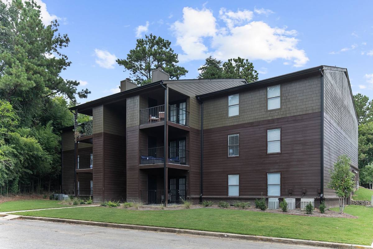 Apartment for rent at 3801 Green Valley Dr, Birmingham, AL 35243