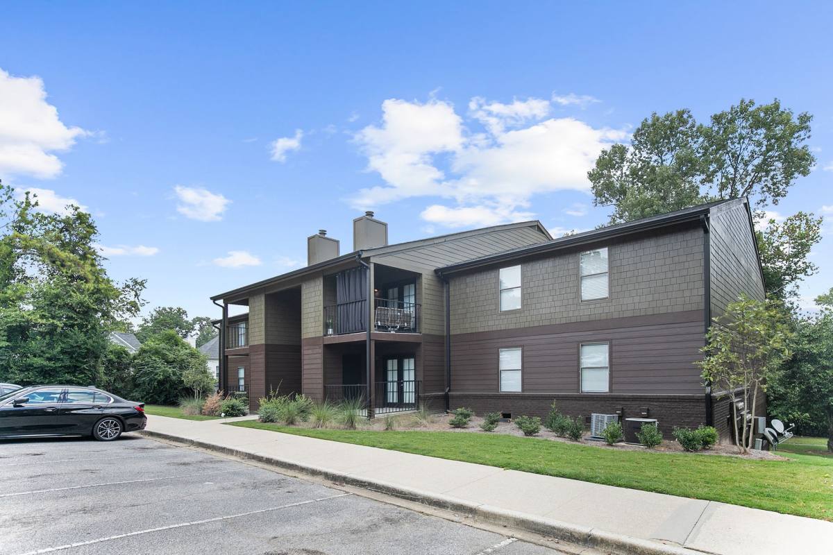 Apartment for rent at 3801 Green Valley Dr, Birmingham, AL 35243