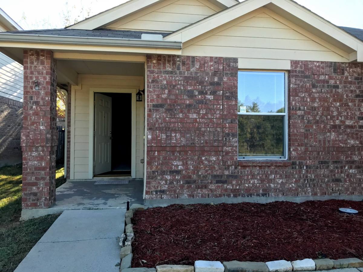 House for rent at 6848 Valley Creek Dr, Fort Worth, TX 76179