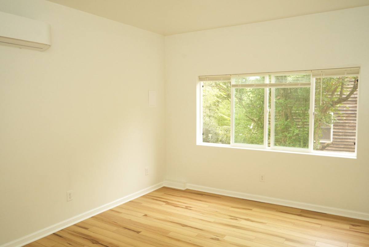 Apartment for rent at 4 Rockbrook Dr, Charlottesville, VA 22901