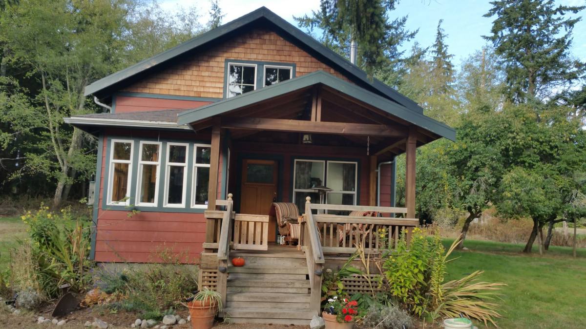 Apartment for rent at 741 Ellwood Dr, Coupeville, WA 98239