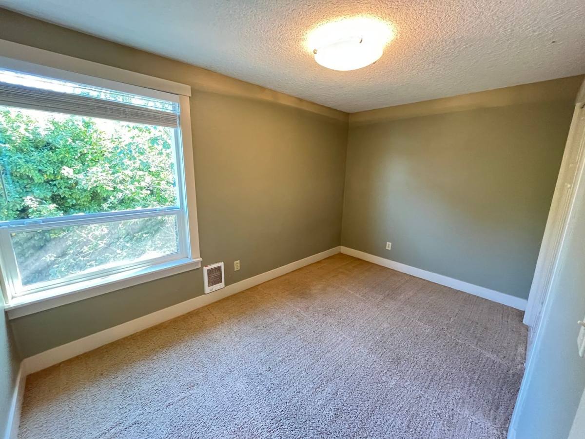 Apartment for rent at 1731-1741 SE Harold St, Portland, OR 97202