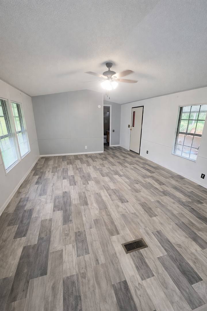 House for rent at 18640 SE 22nd Lane, Silver Springs, FL 34488