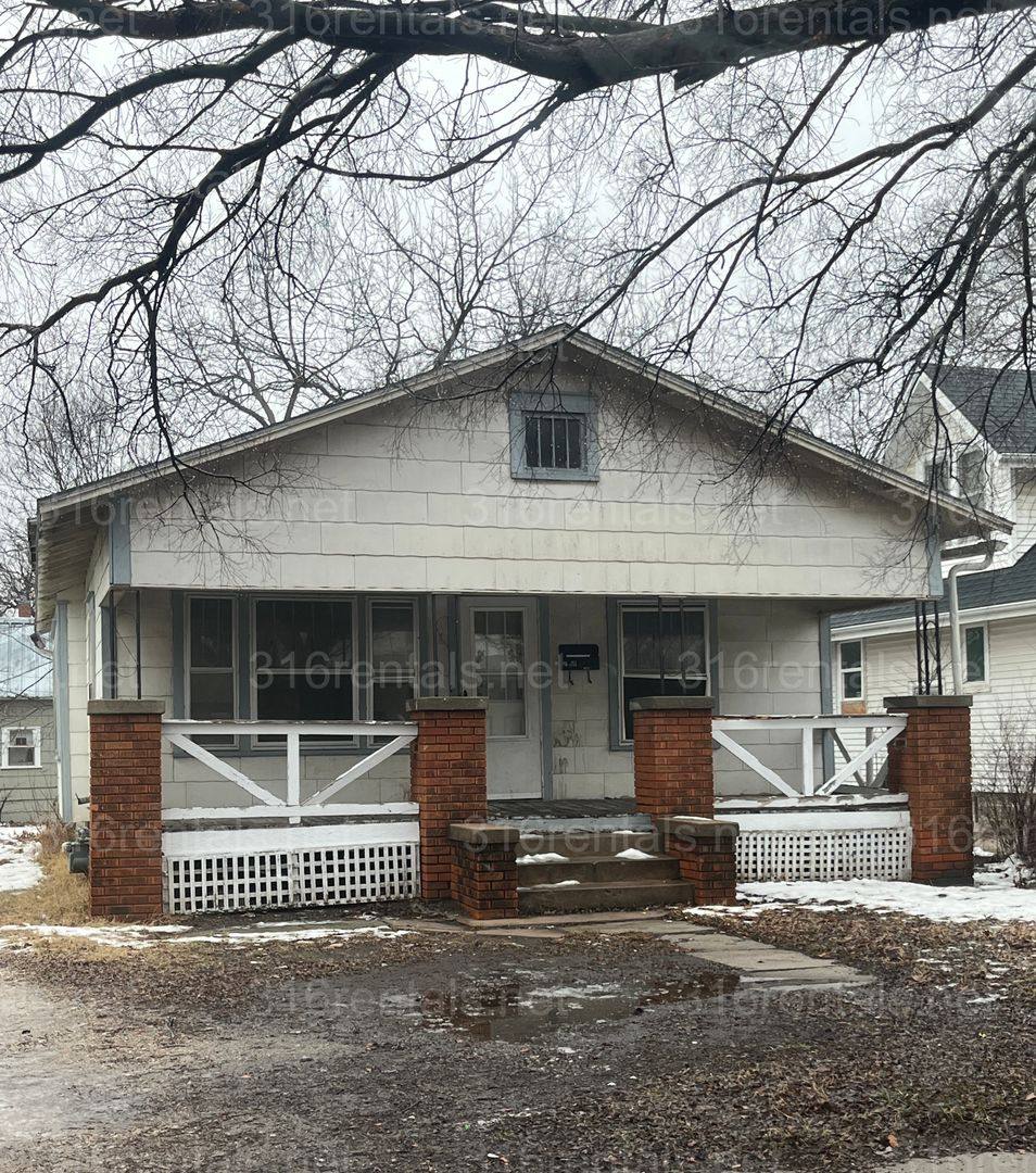 House for rent at 603 N High St, Newton, KS 67114