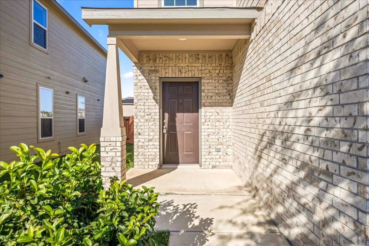 House for rent at 10623 Rayburn Landing, San Antonio, TX 78252