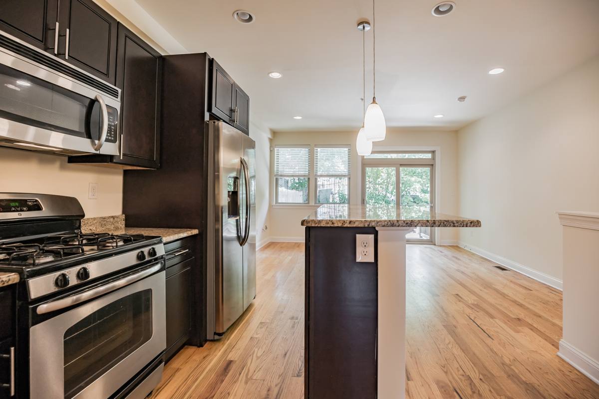 Apartment for rent at 1619 Ogden St, Philadelphia, PA 19130
