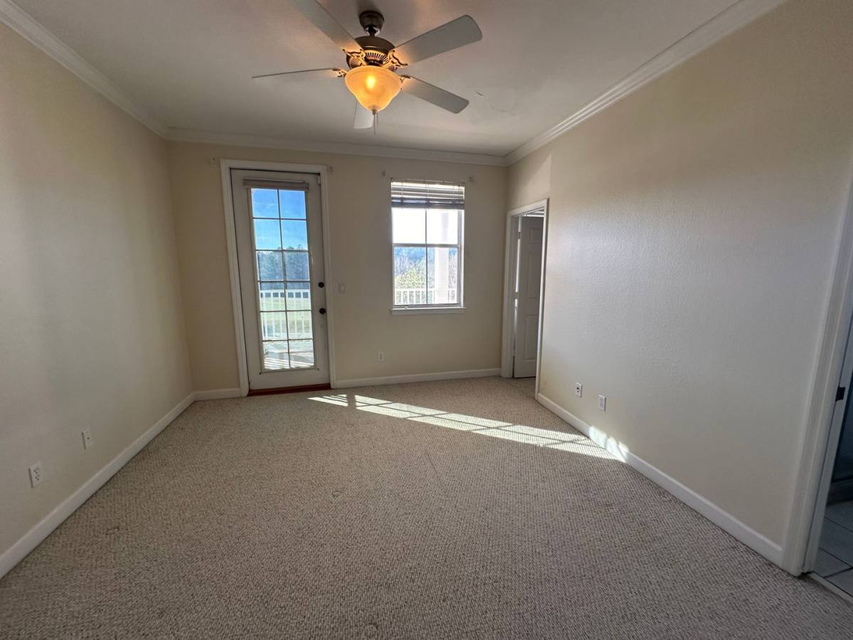 Apartment for rent at 3659 Longfellow Dr, Tallahassee, FL 32311