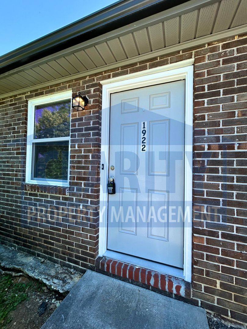Townhouse for rent at 1922 Ohio Ave, Cleveland, TN 37311