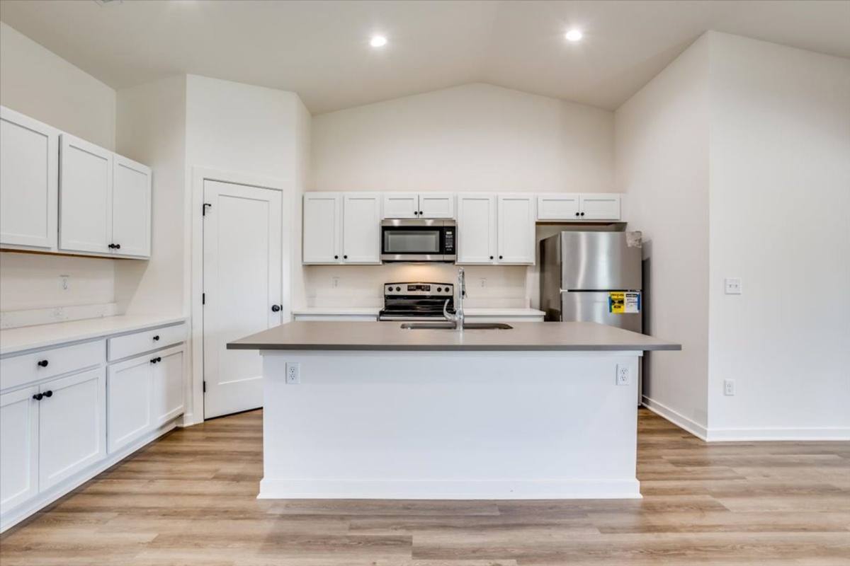 Apartment for rent at 15340 W Kristina St, Goddard, KS 67052