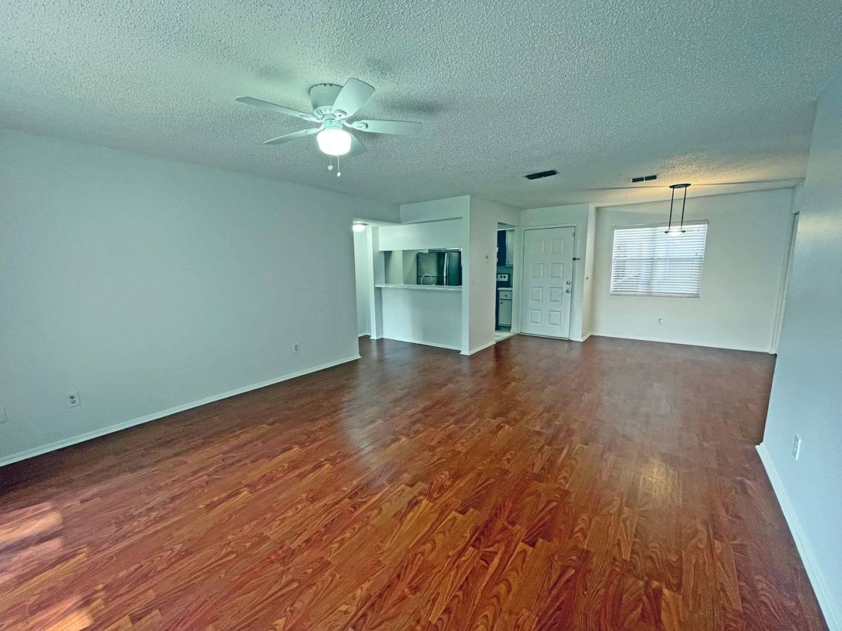 Apartment for rent at 4207 Winding Moss Trail, Tampa, FL 33613