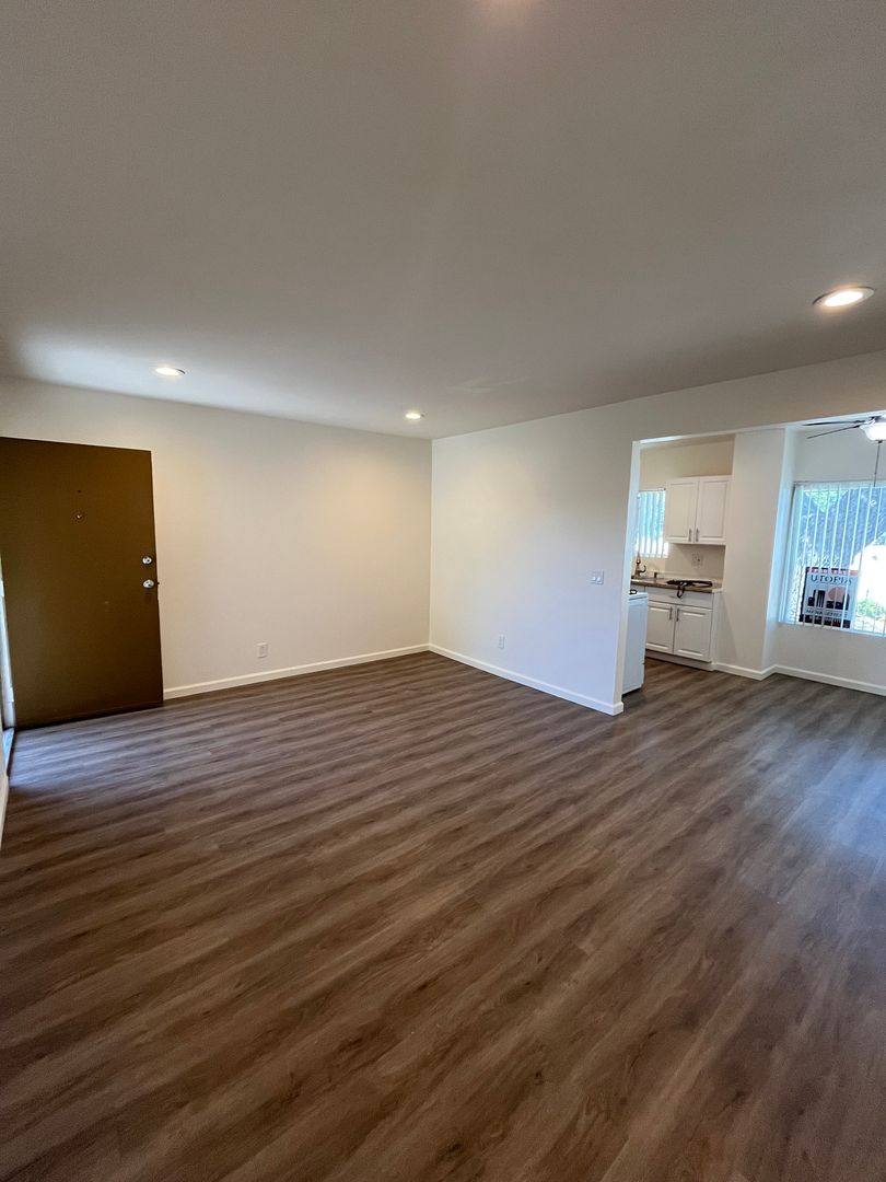 Apartment for rent at 520 N Freeman St, Oceanside, CA 92054