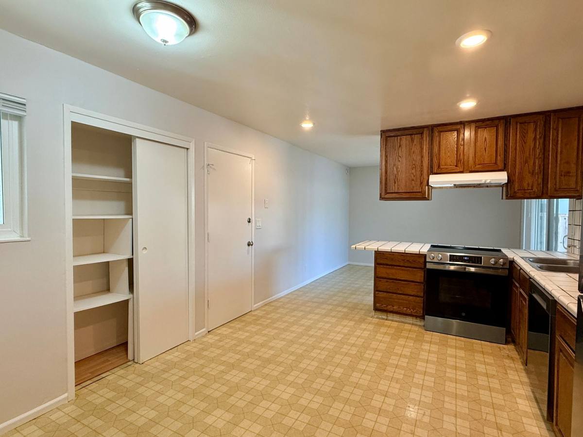 House for rent at 6063 Pineland Ave, San Jose, CA 95123