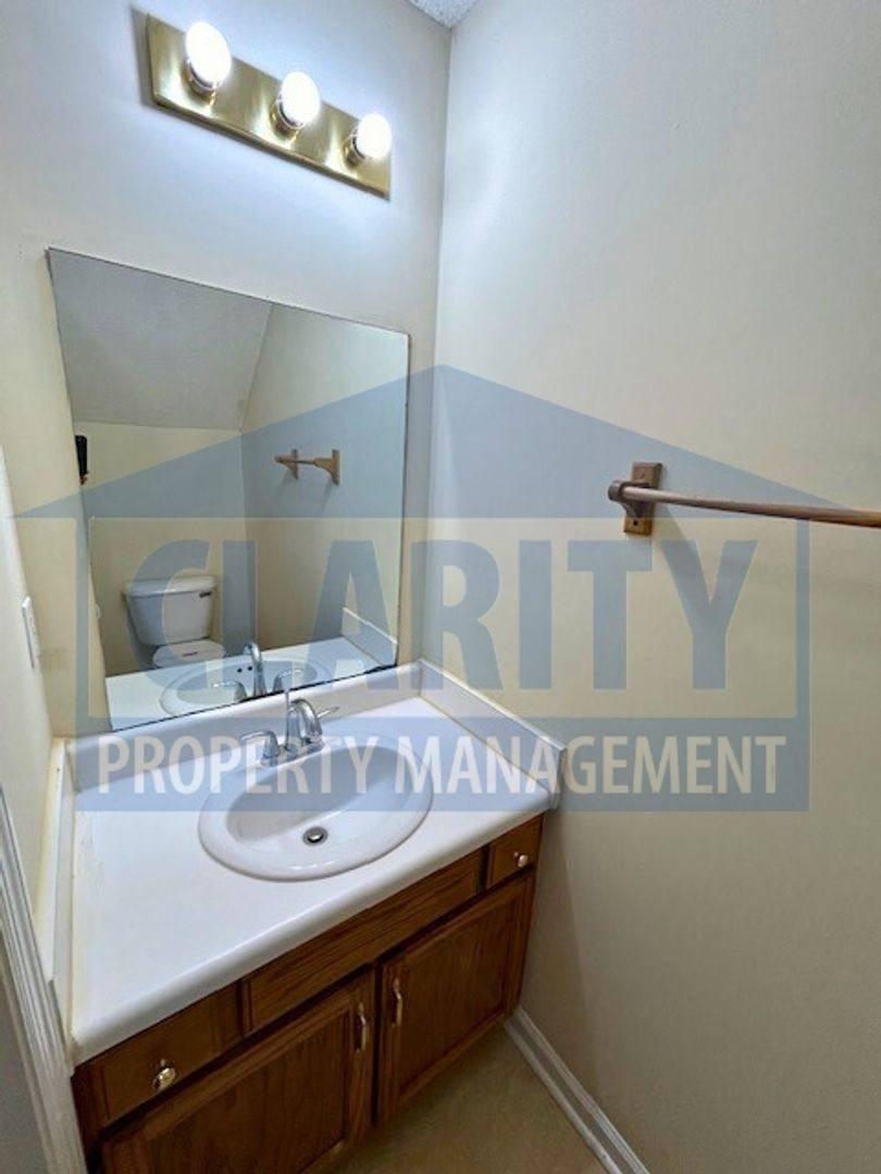 Townhouse for rent at 15th St NE, Cleveland, TN 37311