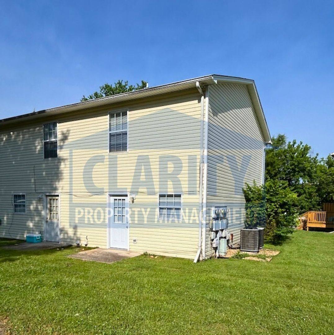 Townhouse for rent at 15th St NE, Cleveland, TN 37311