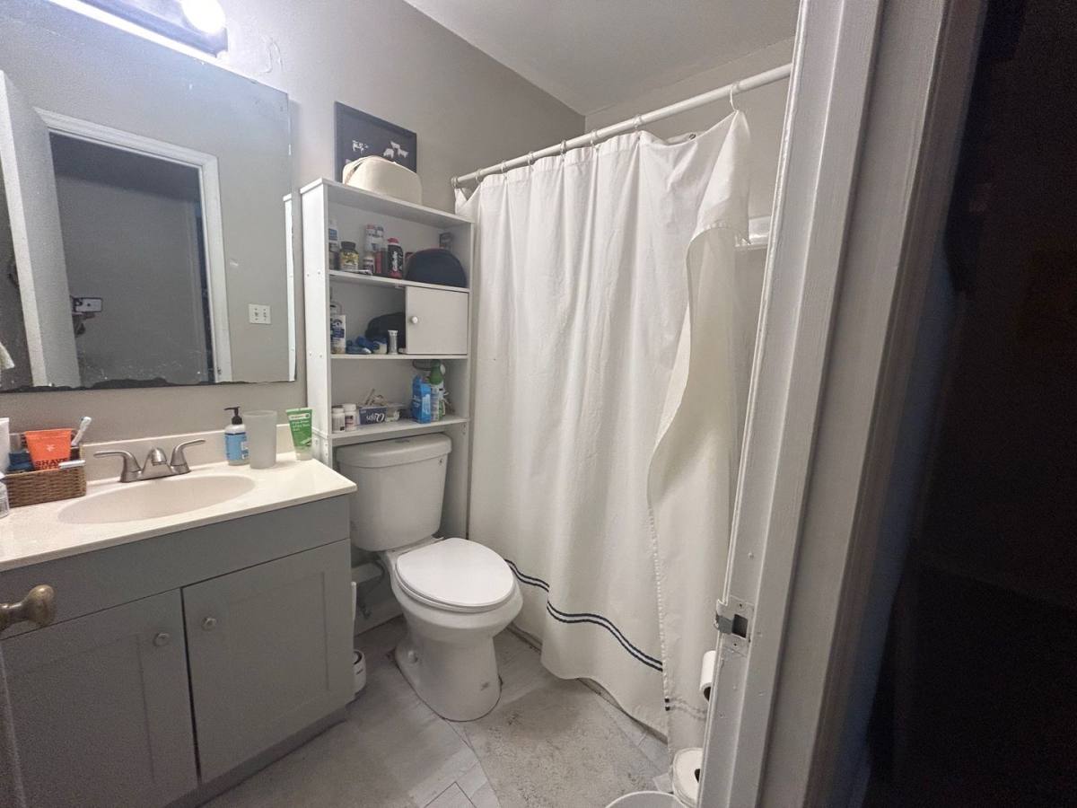 Apartment for rent at 1223-1227 Carlton Ave, Raleigh, NC 27606