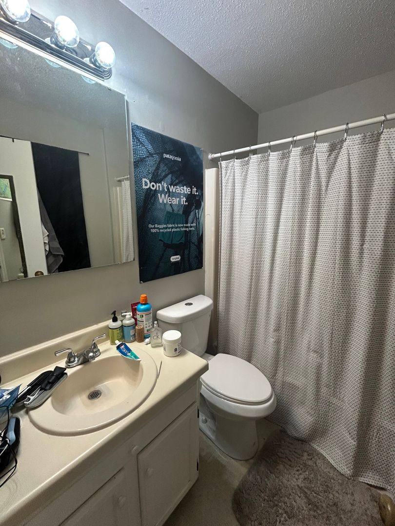 Apartment for rent at 1223-1227 Carlton Ave, Raleigh, NC 27606