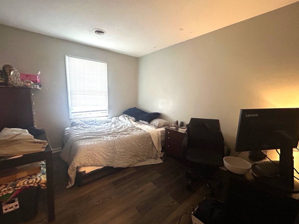 Apartment for rent at 1223-1227 Carlton Ave, Raleigh, NC 27606
