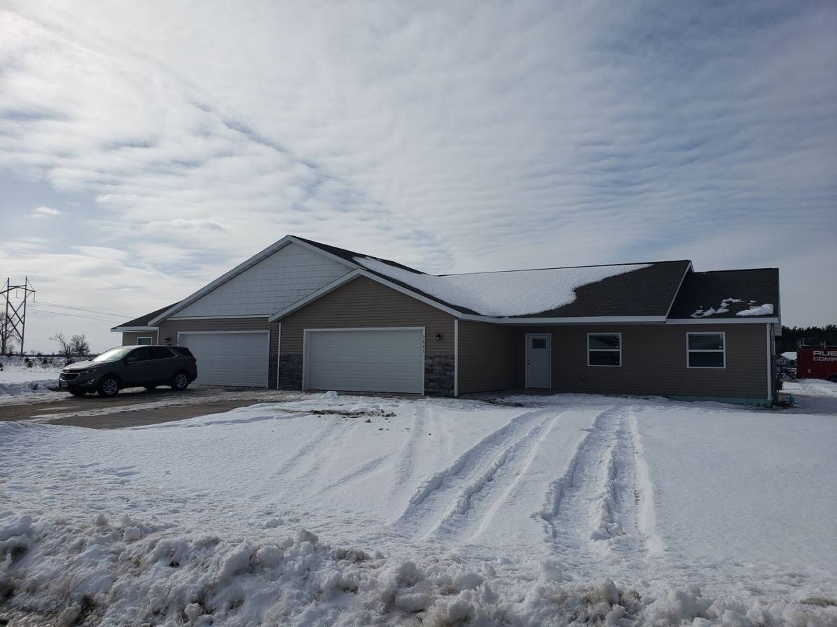 Townhouse for rent at 3823 Kensington Place, Plover, WI 54467