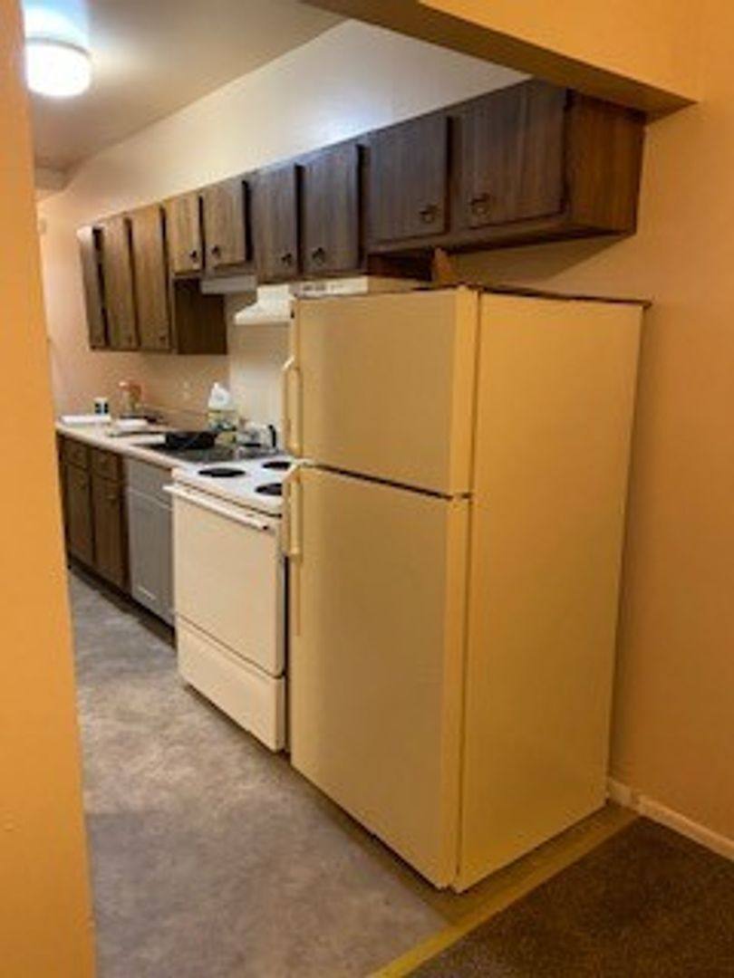 Apartment for rent at 19 E State St, Hartford, WI 53027