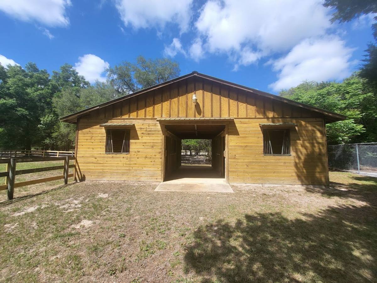 House for rent at 10325 SE 144th Place, Summerfield, FL 34491
