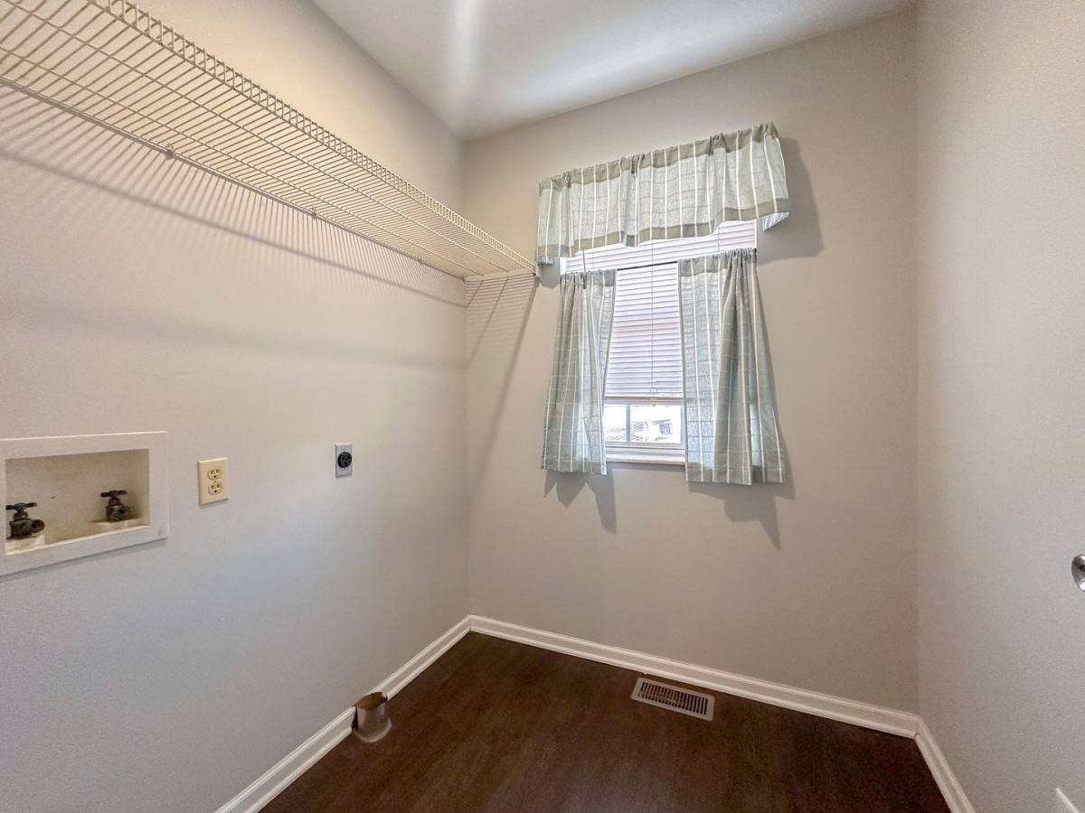 House for rent at 1332 S Elizabeth St, Kokomo, IN 46902