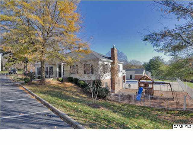 Apartment for rent at 1311 Villa Way, Charlottesville, VA 22903
