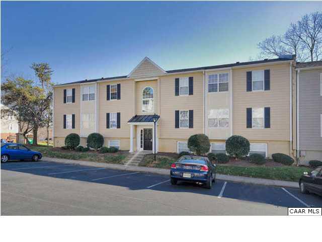 Apartment for rent at 1311 Villa Way, Charlottesville, VA 22903