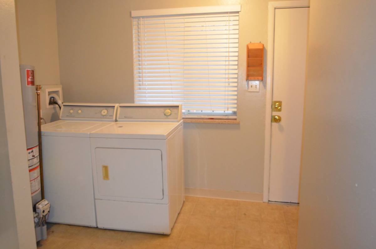 Apartment for rent at 10800-10810 E 4th Way, Aurora, CO 80010