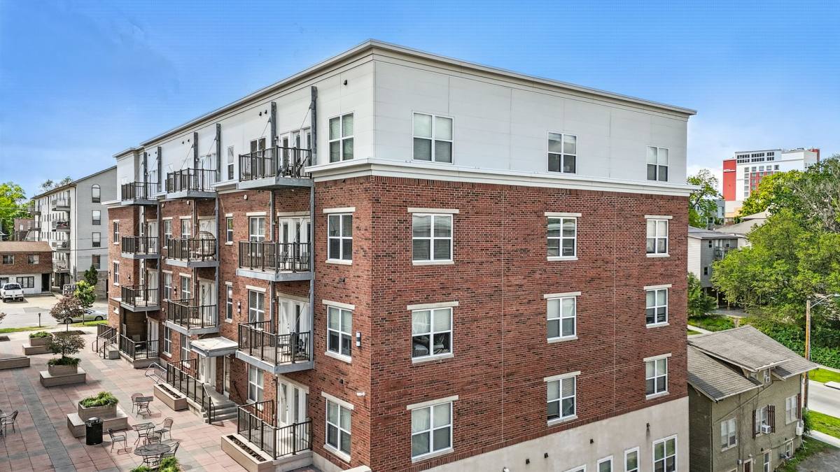 Condo for rent at 602 S Dubuque St, Iowa City, IA 52240