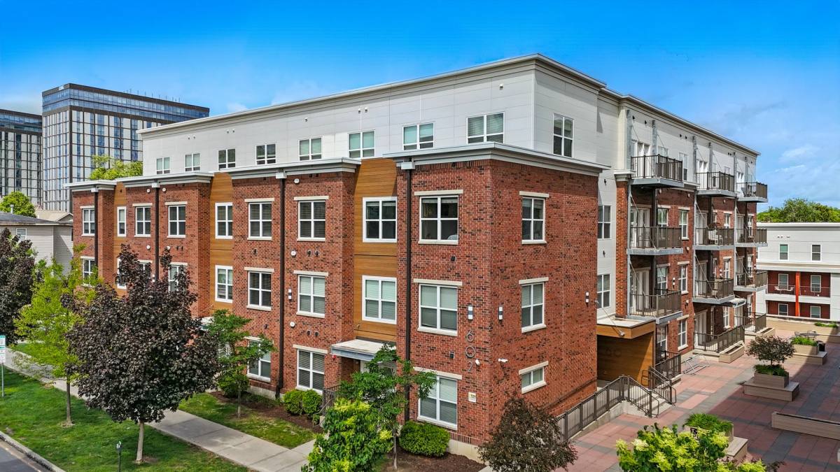 Condo for rent at 602 S Dubuque St, Iowa City, IA 52240