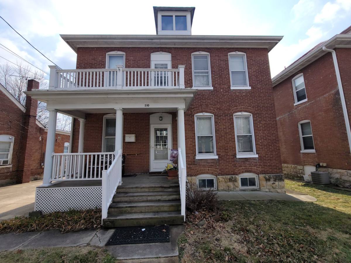 Apartment for rent at 510 W 5th St, Washington, MO 63090