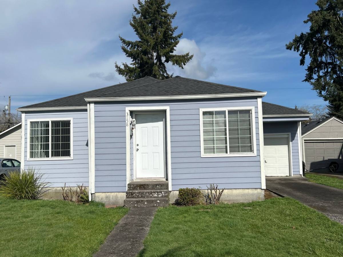 House for rent at 3158 Florida St, Longview, WA 98632