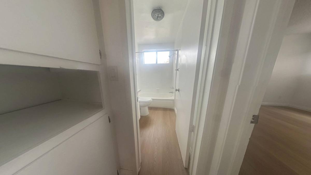 Apartment for rent at 17951 Devonshire St, Northridge, CA 91325