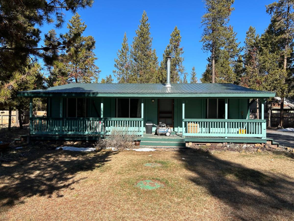 House for rent at 52405 Antler Lane, La Pine, OR 97739