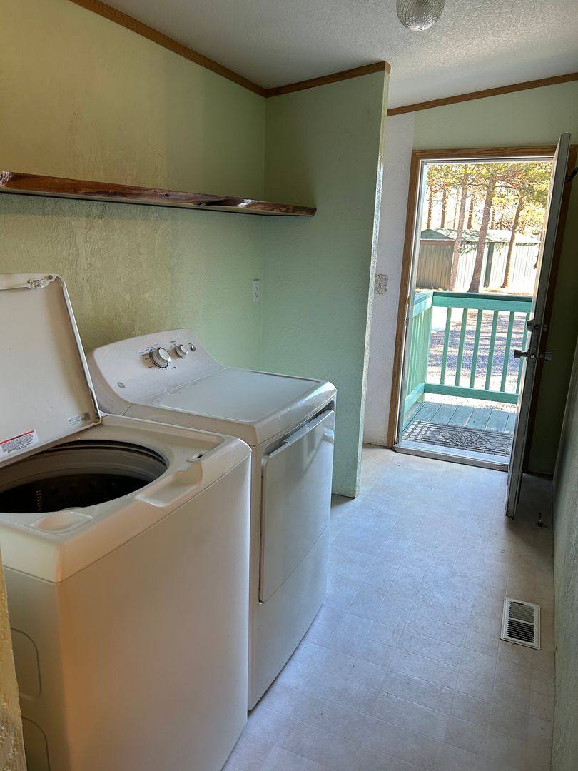 House for rent at 52405 Antler Lane, La Pine, OR 97739