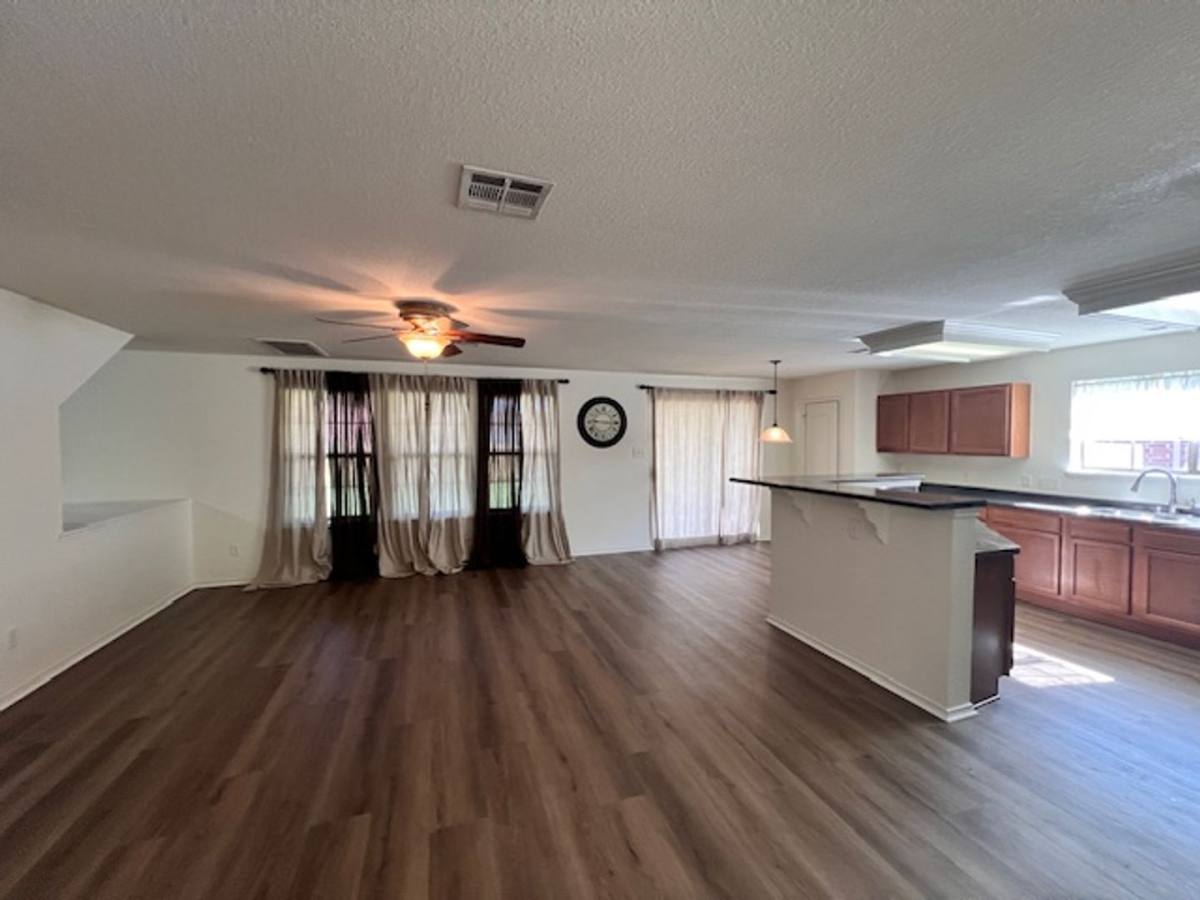 House for rent at 903 Grand Teton, Taylor, TX 76574