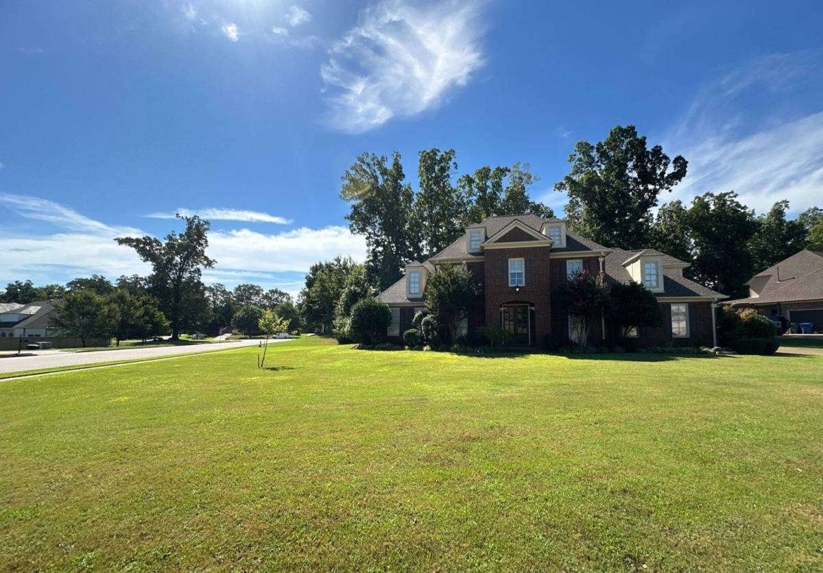 House for rent at 10135 Ridgewood Oak Dr, Arlington, TN 38002