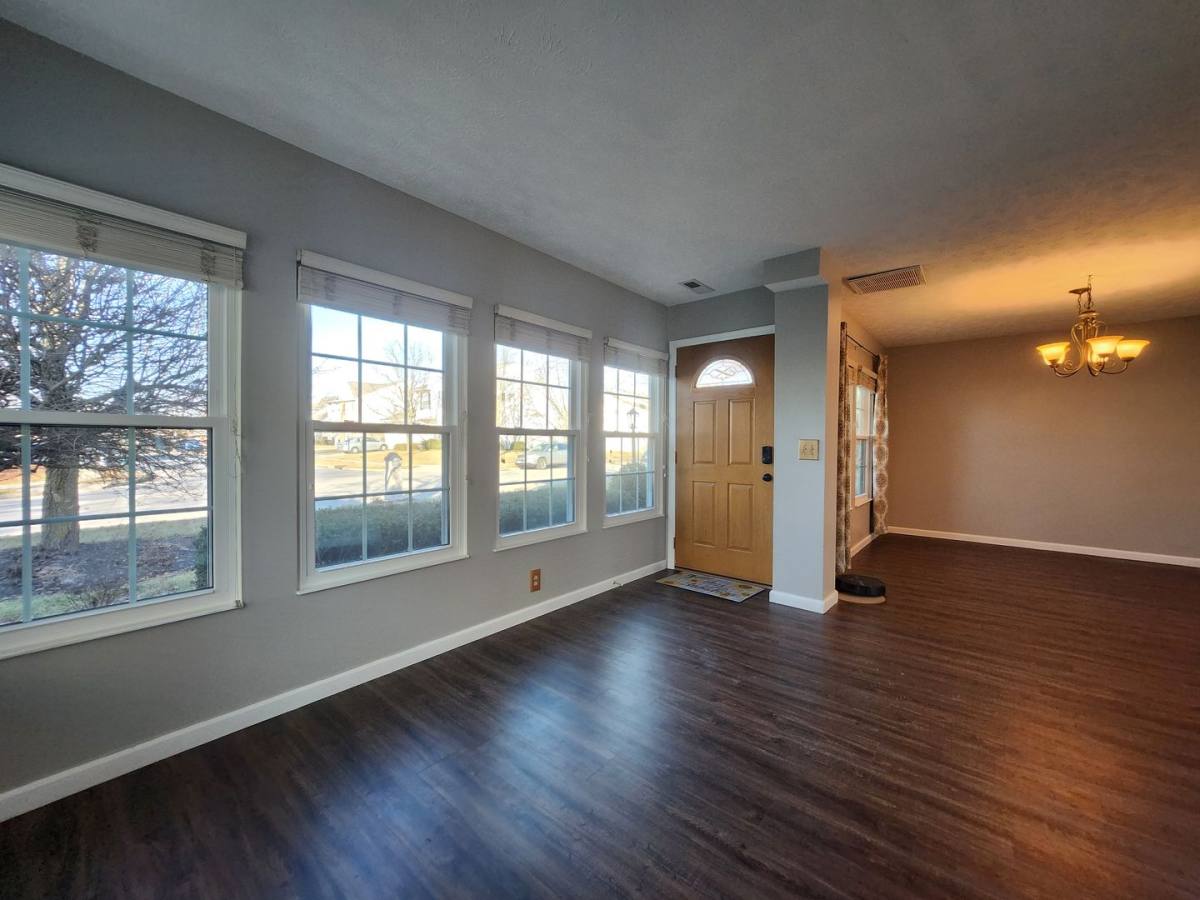 House for rent at 1222 Sunset Dr, Englewood, OH 45322