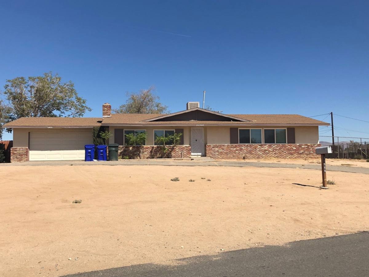 House for rent at 20988 Little Beaver Rd, Apple Valley, CA 92308