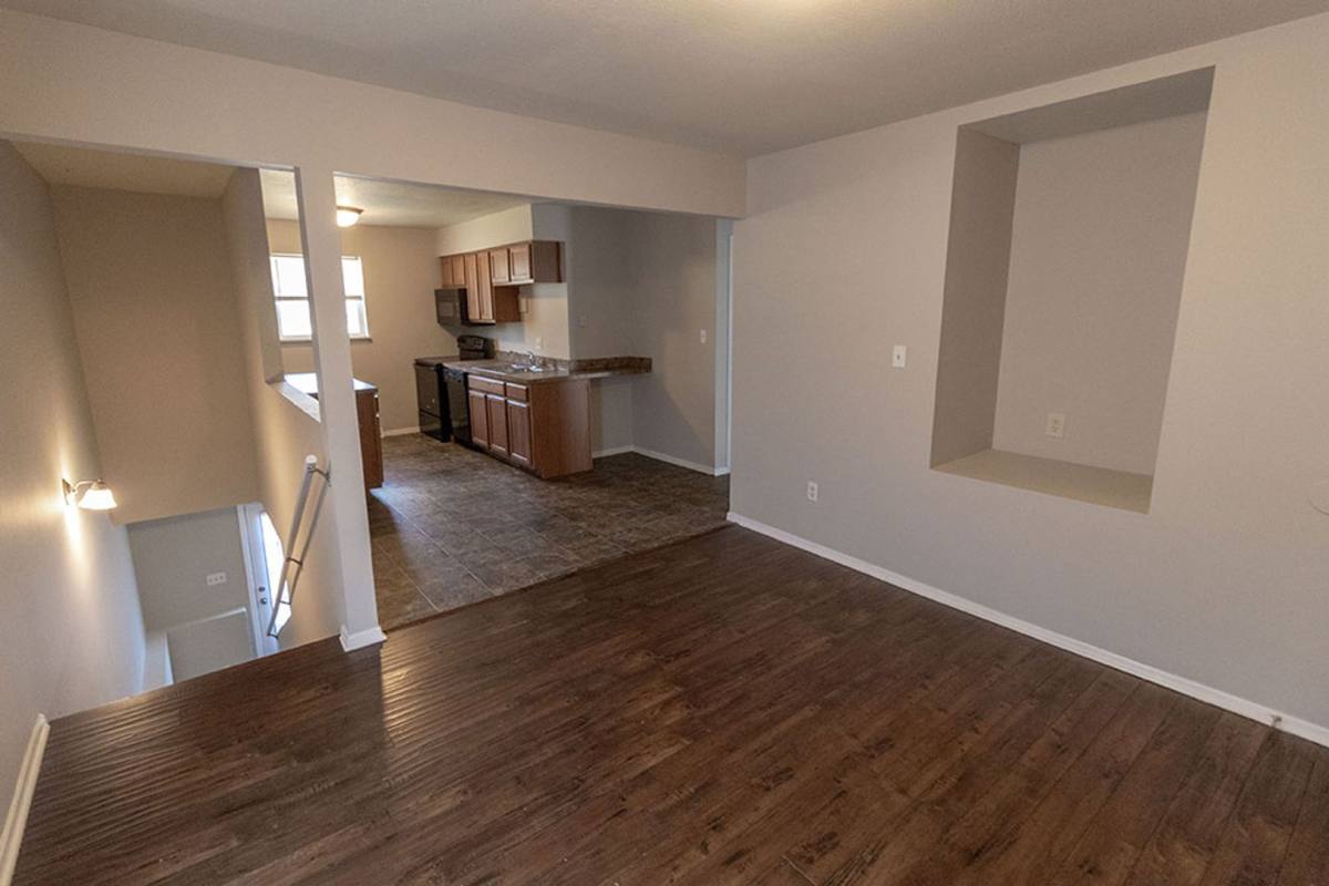 House for rent at 1011 W Ash St, Columbia, MO 65203