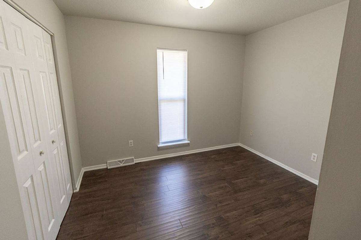 House for rent at 1011 W Ash St, Columbia, MO 65203