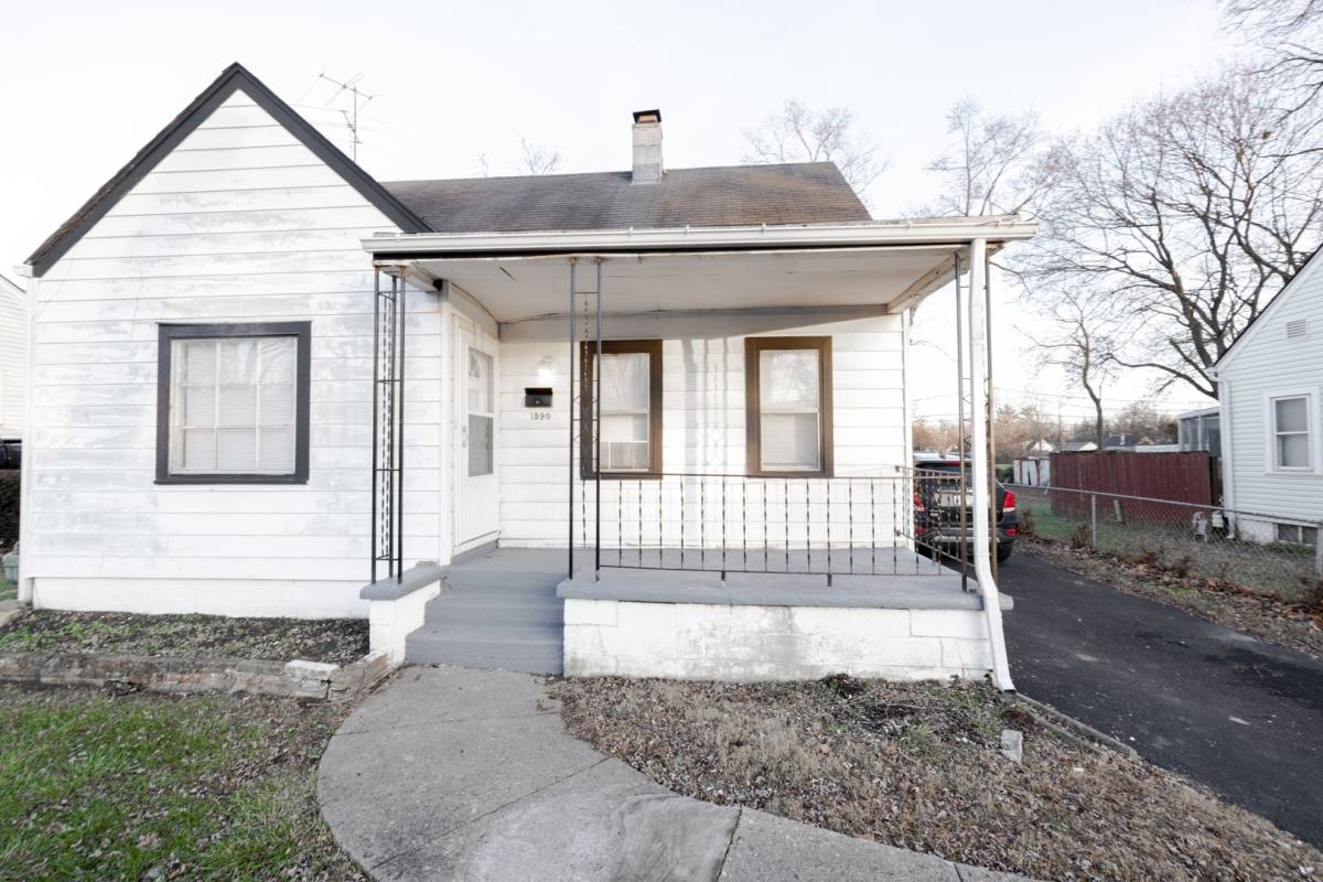 House for rent at 1590 Vendome Dr S, Columbus, OH 43219