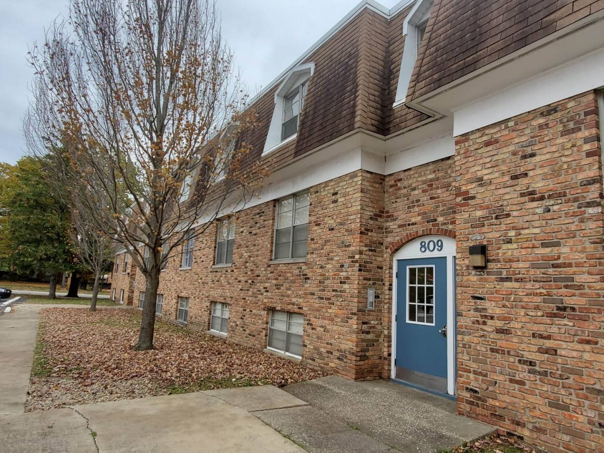 Apartment for rent at 1802-1806 W William St, Champaign, IL 61821
