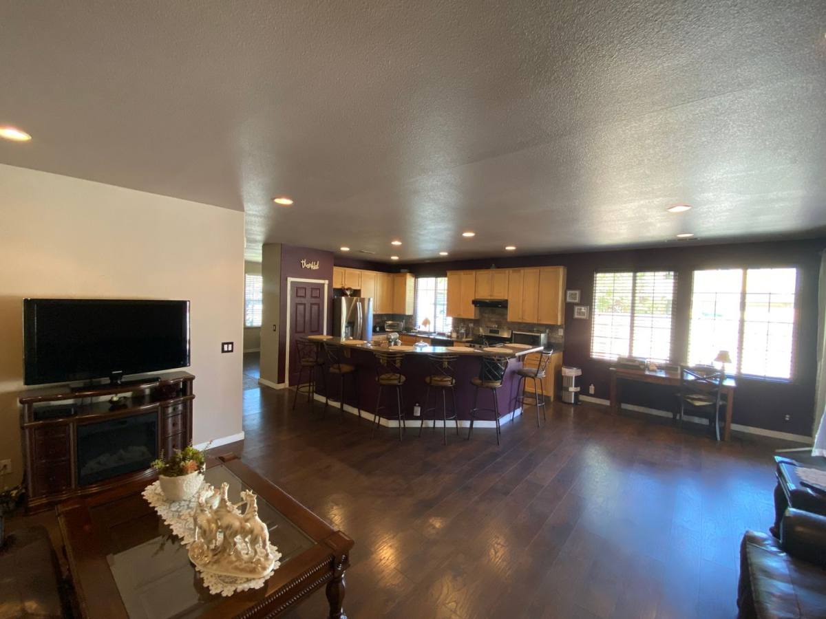 House for rent at 2306 N Rock Creek Dr, Los Banos, CA 93635