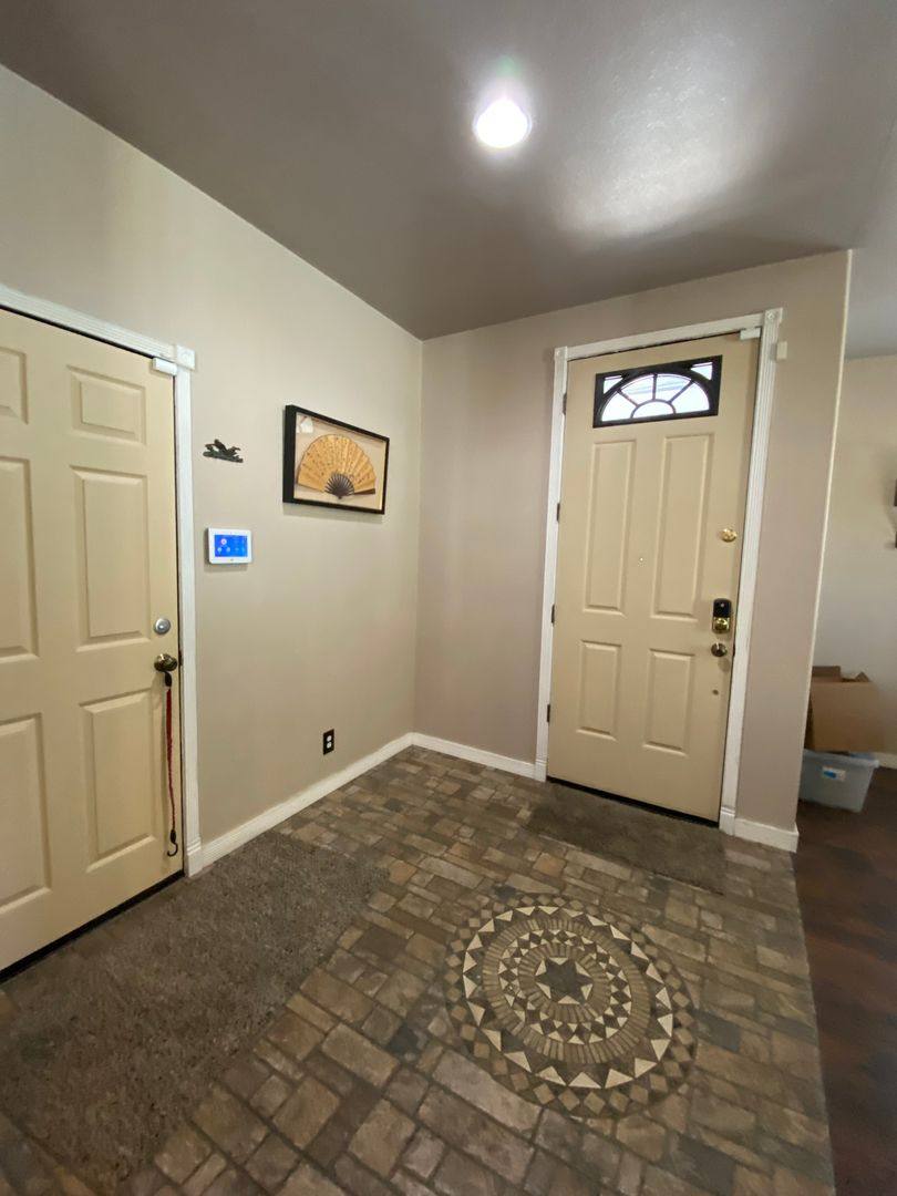 House for rent at 2306 N Rock Creek Dr, Los Banos, CA 93635