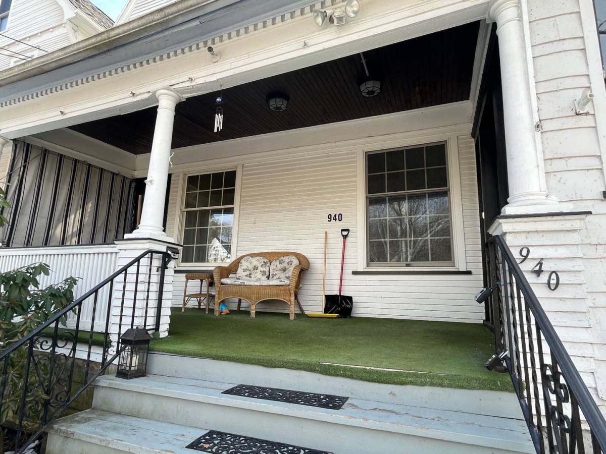 Apartment for rent at 940 Woodlawn St, Scranton, PA 18509