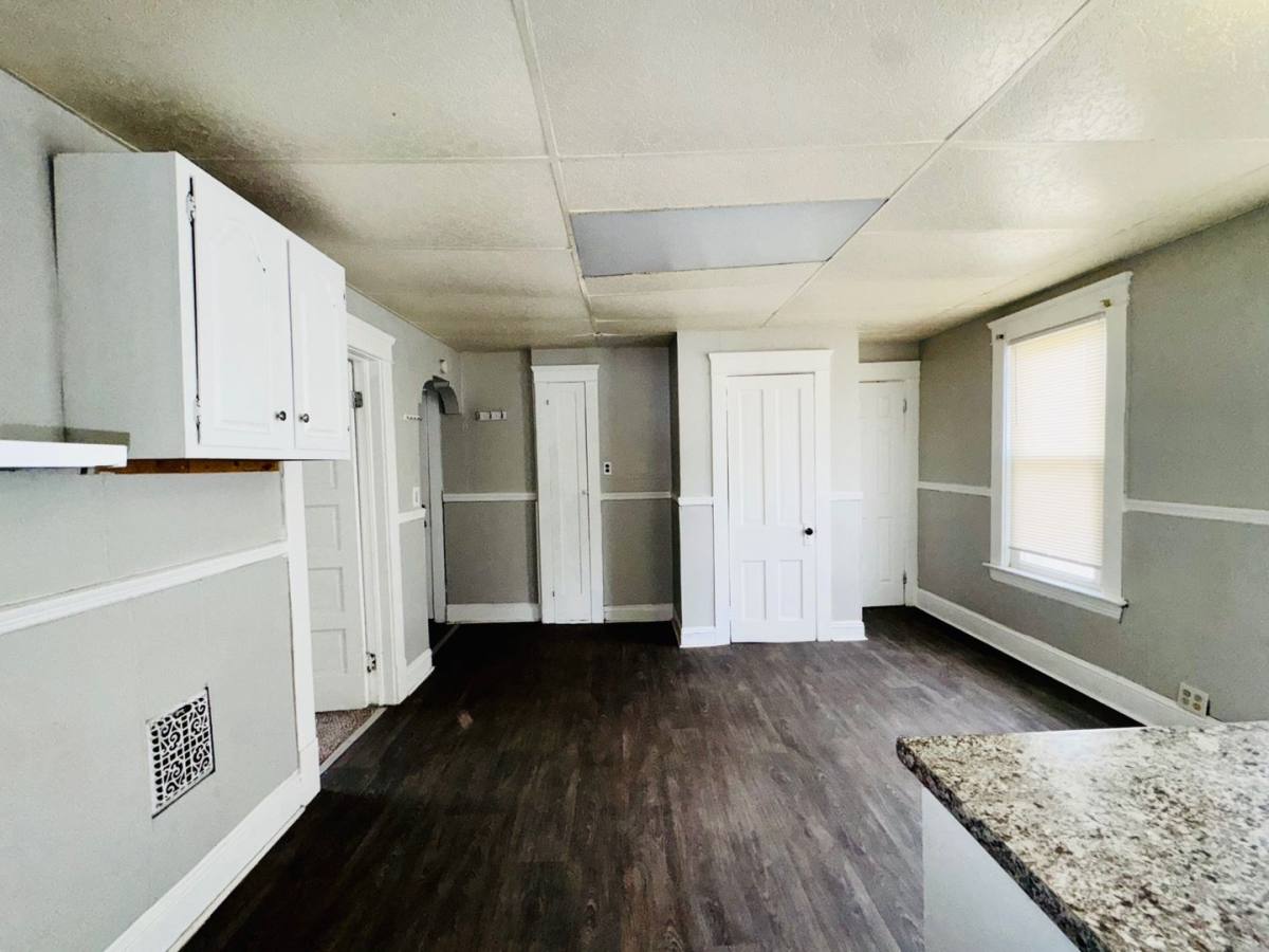 Apartment for rent at 692 E 128 St, Cleveland, OH 44108