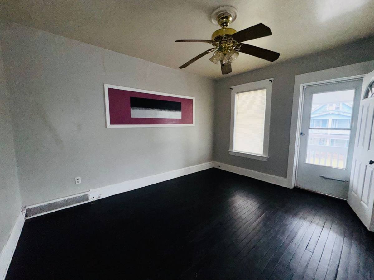 Apartment for rent at 692 E 128 St, Cleveland, OH 44108