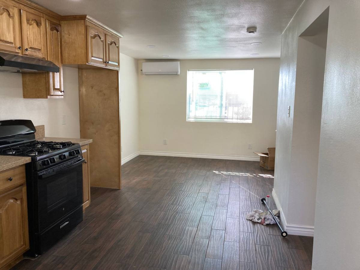 Apartment for rent at 1903 Henderson Ave, Long Beach, CA 90806