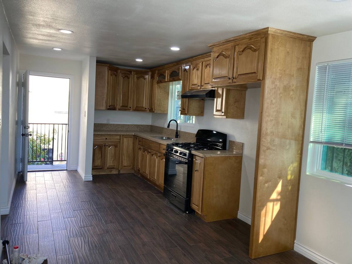 Apartment for rent at 1903 Henderson Ave, Long Beach, CA 90806